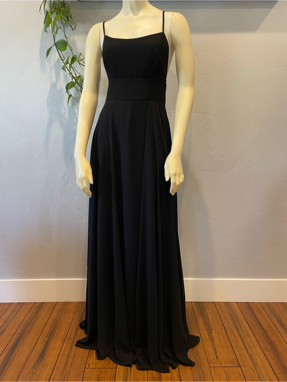 Elegant Lulus Black Spaghetti-Strap Evening Gown S